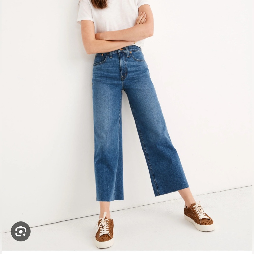 [SOLD] Madewell Slim Wide-Leg Jeans